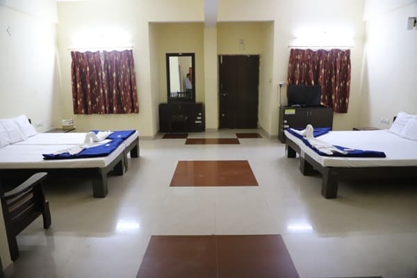 Comfortable Deluxe Room